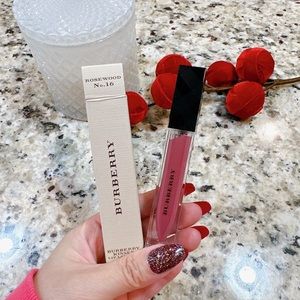 Burberry Liquid Lip Velvet/Lip gloss/NWB